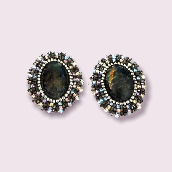 Vintage hand beaded glass bead and Laborite pierced earrings black blue pierced - Picture 5 of 7